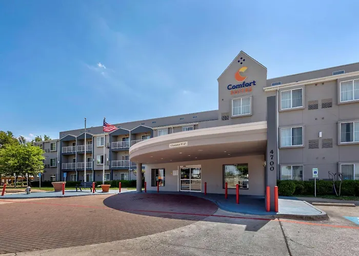 Family Hotel: Comfort Suites Dfw Airport